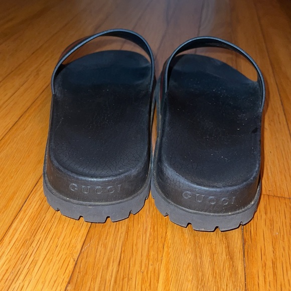Gucci slides - Used but in good condition! Women size 8 - Picture 2 of 5